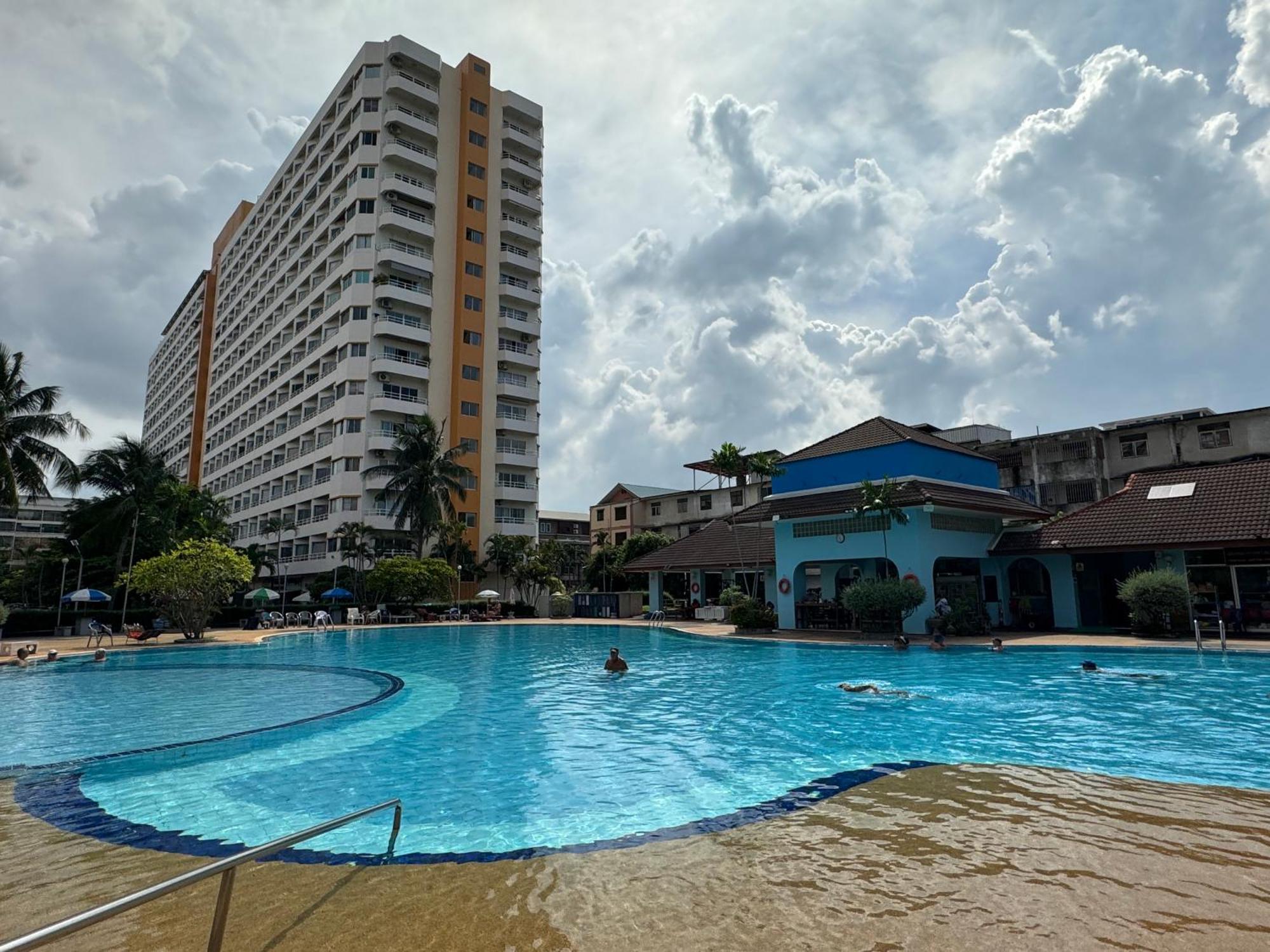 Mina 美景公寓酒店 Pattaya Exteriér fotografie