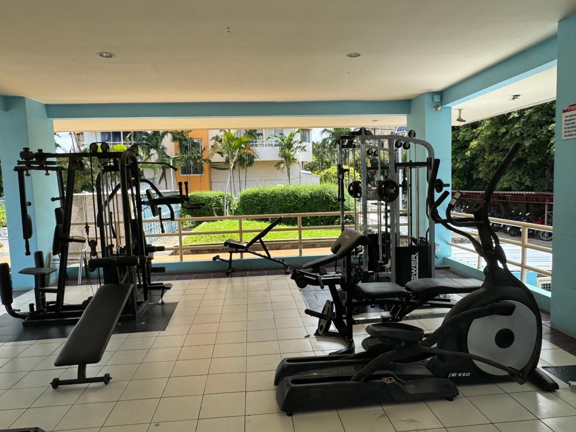 Mina 美景公寓酒店 Pattaya Exteriér fotografie