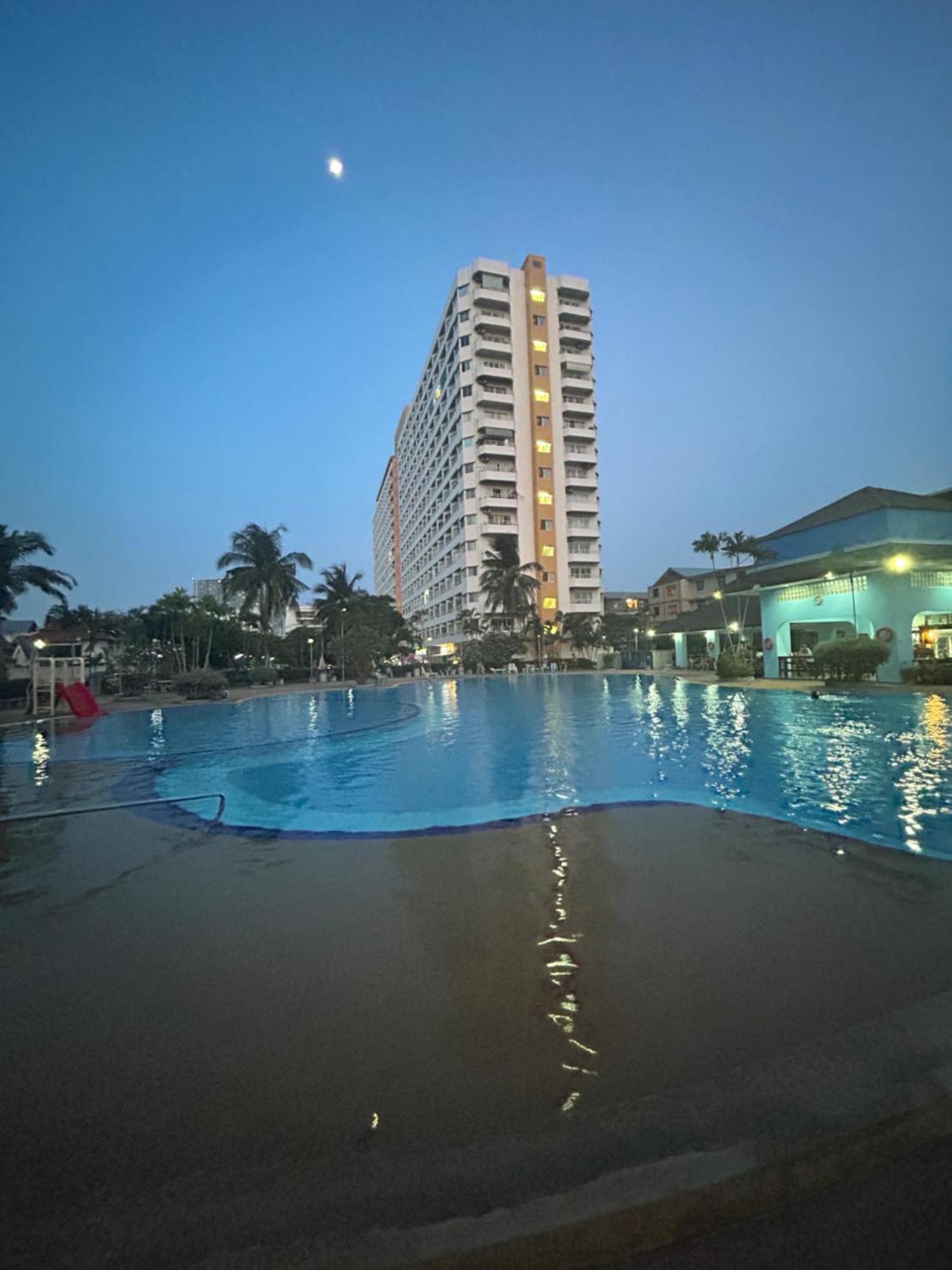 Mina 美景公寓酒店 Pattaya Exteriér fotografie